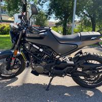 Husqvarna Svartpilen 125 - 2023