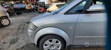 AUDI A2 2003 - PARAFANGO SINISTRO