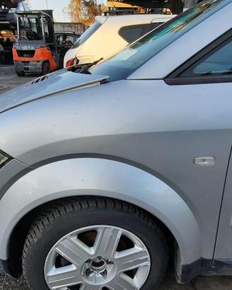 AUDI A2 2003 - PARAFANGO SINISTRO