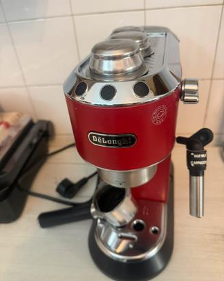 De’Longhi Dedica Style EC685.R Macchina caffè
