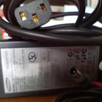 Samsung 3 NP3530EC 15" Alimentatore batteria