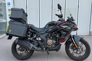 Voge Valico 300DS con Tris valige - 2024