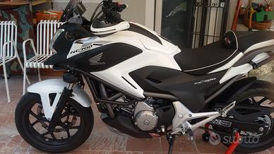 Honda NC700X (2012)