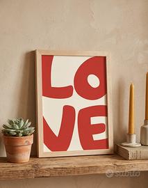 Quadro con stampa Love con cormice di legno chiaro