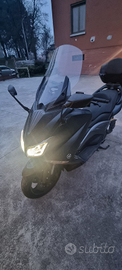 Yamaha tmax