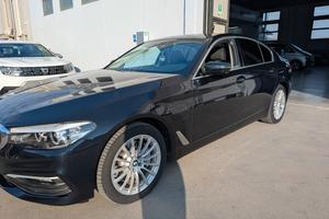 BMW 530e 2019 • Ibrida Plug-in 