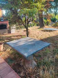 Tavolo da esterno in pietra di Luserna 