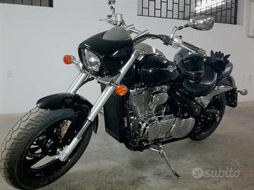 Suzuki Intruder M800