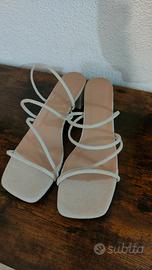 Sandalo elegante beige