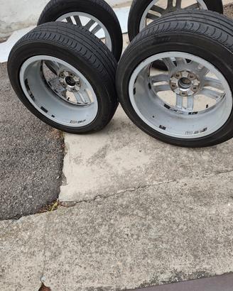 cerchi e gomme per audi A4 con gomme estive 225 50