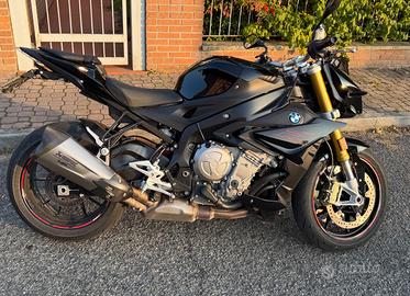 BMW S1000R