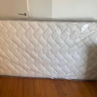 Materasso nuovo di alta qualità