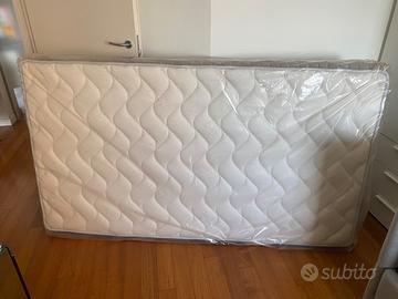 Materasso nuovo di alta qualità