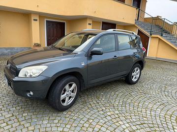 Toyota Rav 4 PARI A NUOVO