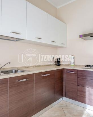 TRILOCALE RISTRUTTURATO CON DOPPI SERVZI E BOX DOP
