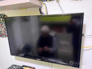 Tv samsung 32” led