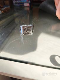 Anello Cernucci 