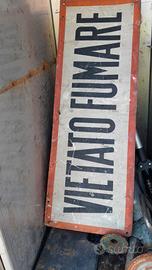 insegna  vintage vietato fumare 