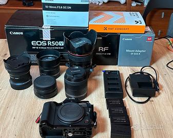 Kit Canon EOS R50 V + obiettivi e accessori