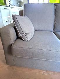 Divano elegante moderno 