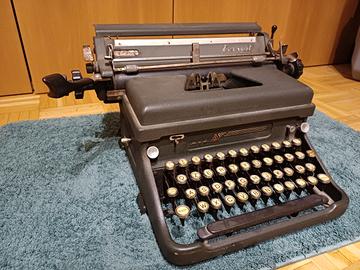 macchina da scrivere d'epoca Everest S