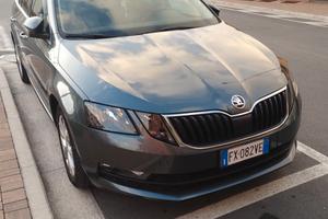 Skoda Octavia 1.5 DSG Wagon Style G-Tec