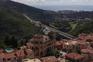 4 LOCALI A CASTELLARO