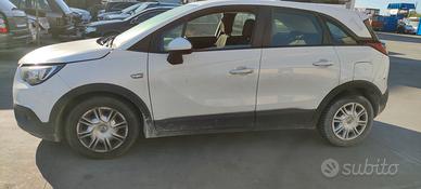 Sportelli Opel Crossland x 2018