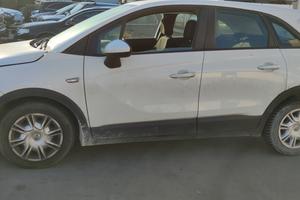 Sportelli Opel Crossland x 2018