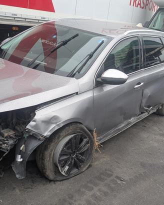 PEUGEOT 308 2013-20181.6 BlueHDi Station Wagon