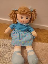 Bambola di pezza morbida