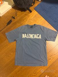 T shirt balenciaga