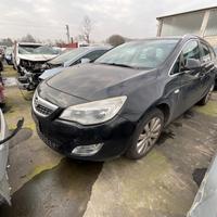 OPEL ASTRA J SPORTS TOURER 2013 PER RICAMBI