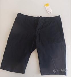 Pantaloni Bermuda nuovi con cartellino taglia 42 