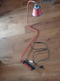 lampada da parete moderna