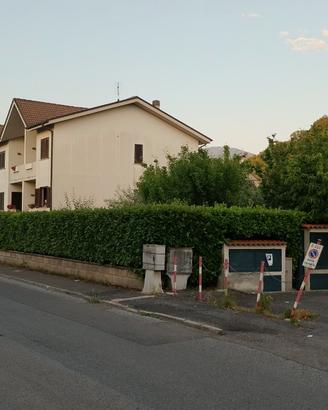 Villetta a schiera capo testa