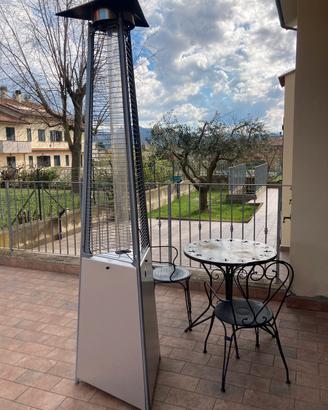 Riscaldatore verticale da esterni