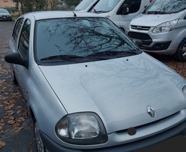 Renault clio usata