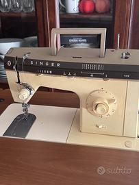 macchina da cucire SINGER mod. 7108, con mobile