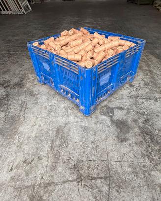 legno/tronchetti realizzati con trucioli pressati
