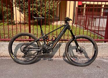 Orbea Wild e-MTB enduro taglia L (da 170 a 195 cm)
