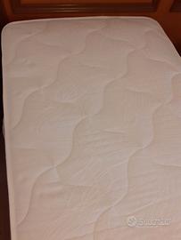 Materassi con memory fresh