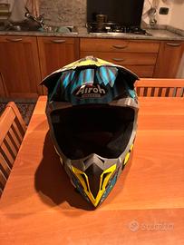 Casco cross airoh