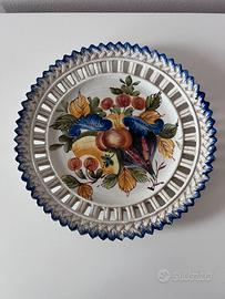 Piatto ceramica di Bassano decorato fiori