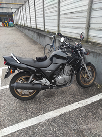 Honda CB 500 anno 2000