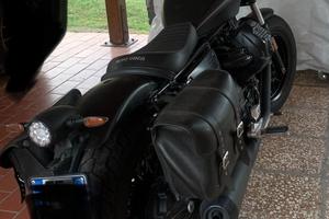 Moto Guzzi V9 bobber 2023