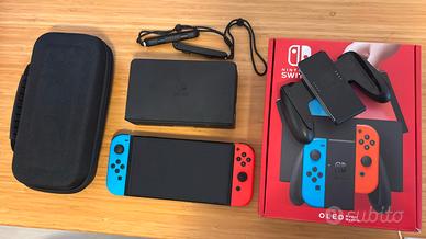 Switch Oled in garanzia fino 08/2026