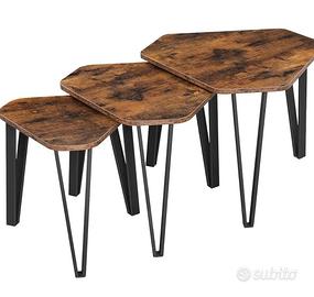 Tre tavolini da incastro