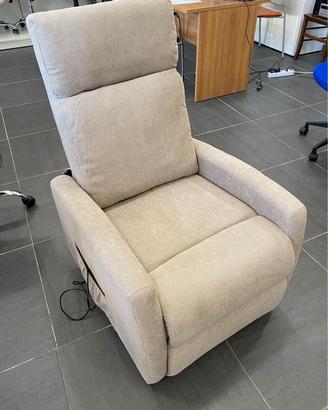 Poltrona relax alzapersona elettrica IKA