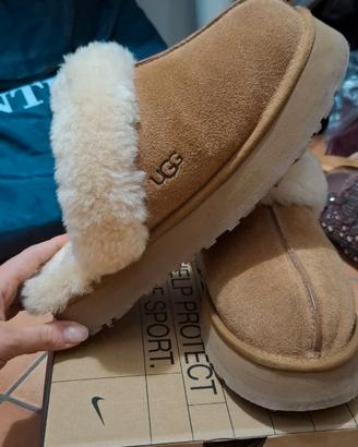 Ugg scarpe